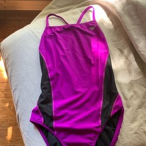 Speedo Flipturns Reversible Onepiece